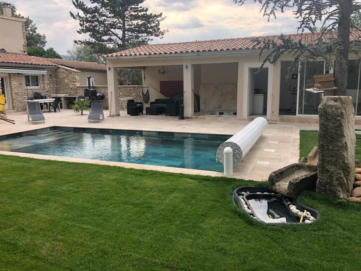 LʼIsle-sur-la-Sorgue Au Milieu Des Piboules De Provence. 빌라 외부 사진